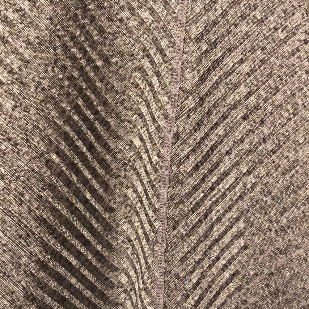 NUGARD -PL -Silver Stripe Design Fabric -Cowl Neck -  Asymmetrical Hem Tunic - Picture 5 of 6